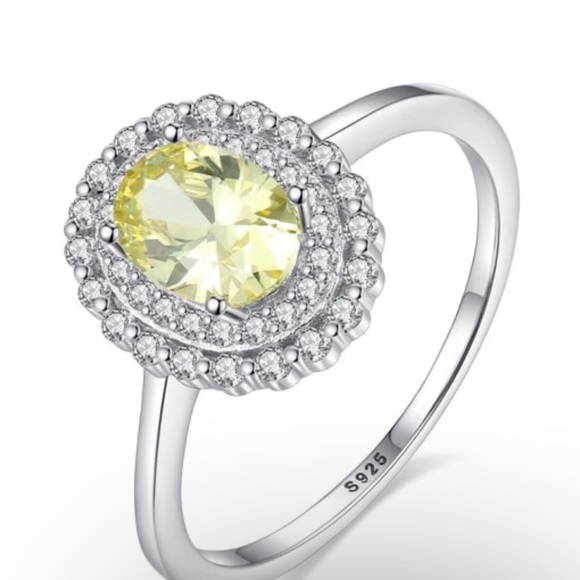 925 Sterling Silver With Peridot Oval Band Rings - Picture 4 of 6